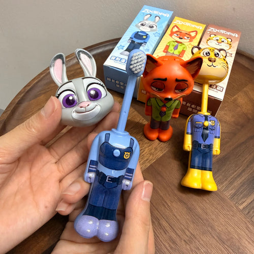 New Zootopia Internet Celebrity Retractable Toothbrush Nick Judy