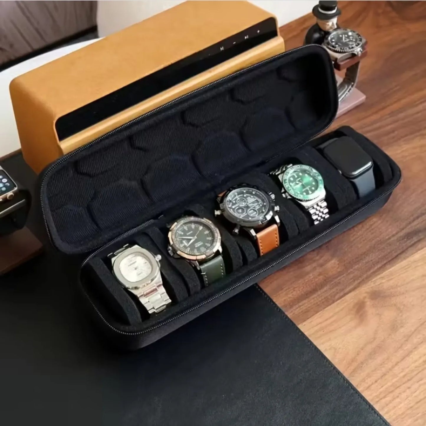 5-Grid Hard Shell Watch Organizer - Portable Travel Case with Pillow