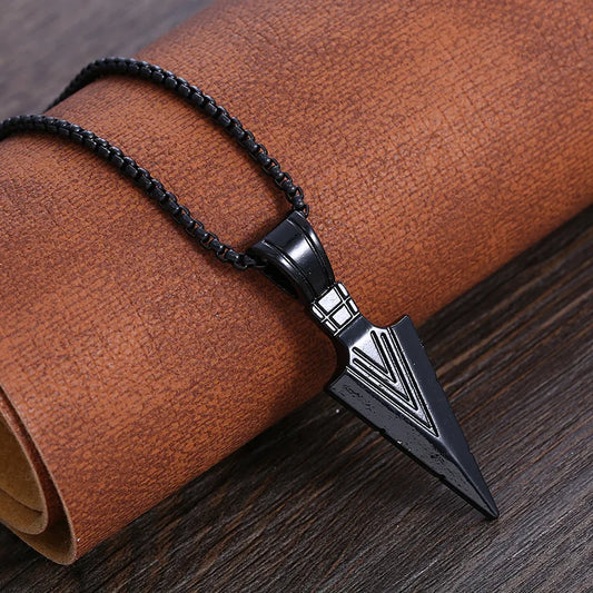 1 Women's European And American Trendy Small Arrow Pendant Necklace