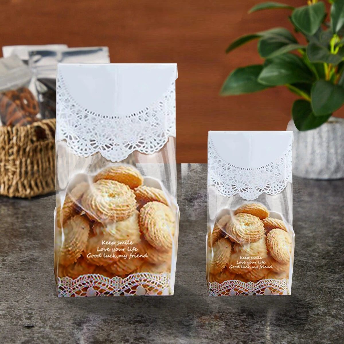 50pcs/lot White Lace Cookie Biscuit Bag Wedding Gift Candy Cupcake