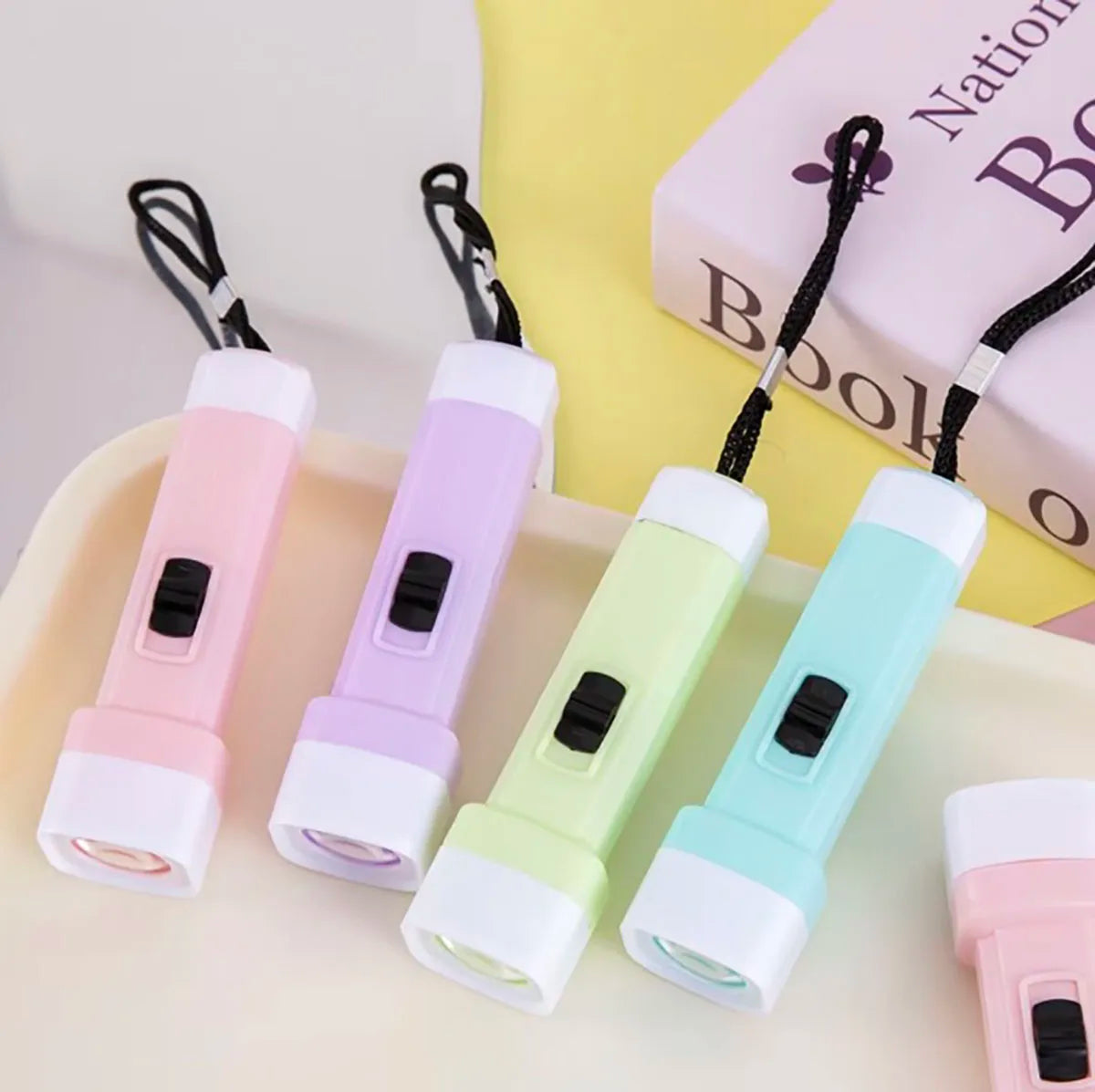 12/24 Pcs LED Mini Flashlight Kids Birthday Party Wedding Party Guest