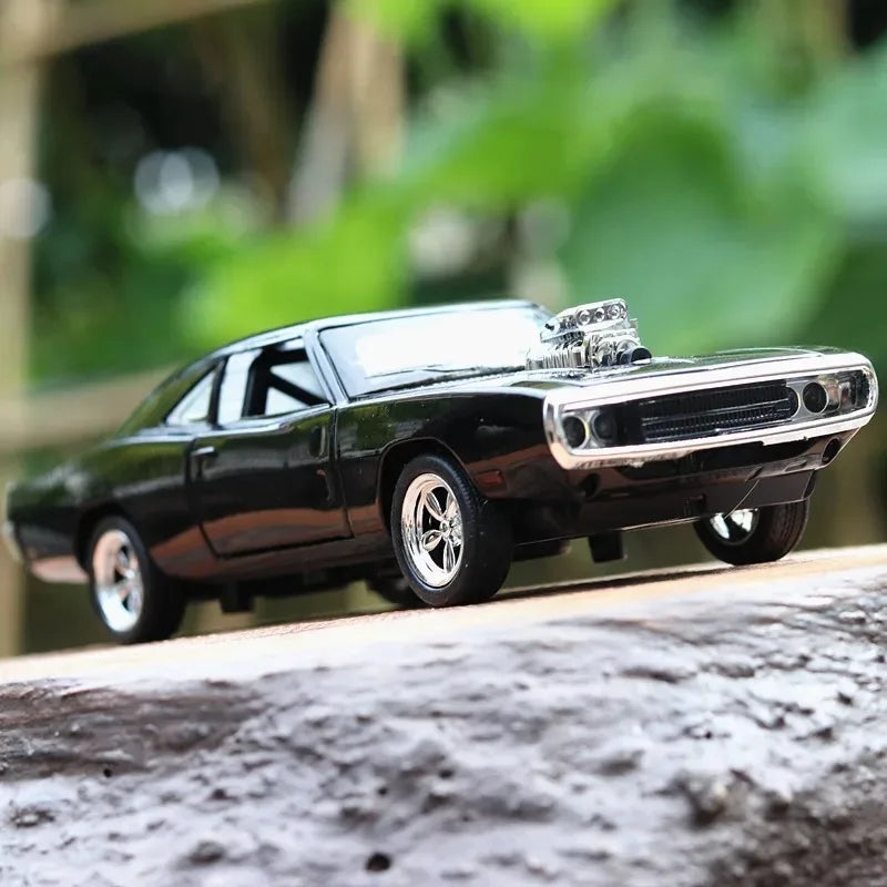 1:32 Simulation 1970 Dodge Charger Alloy Sports Car Model Pull Back