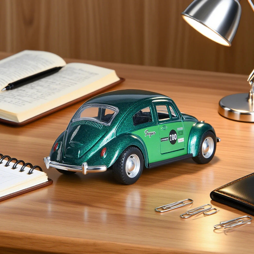 1:36 Retro Green Cute Beetle Alloy Model Car, Pull-Back Mechanism,