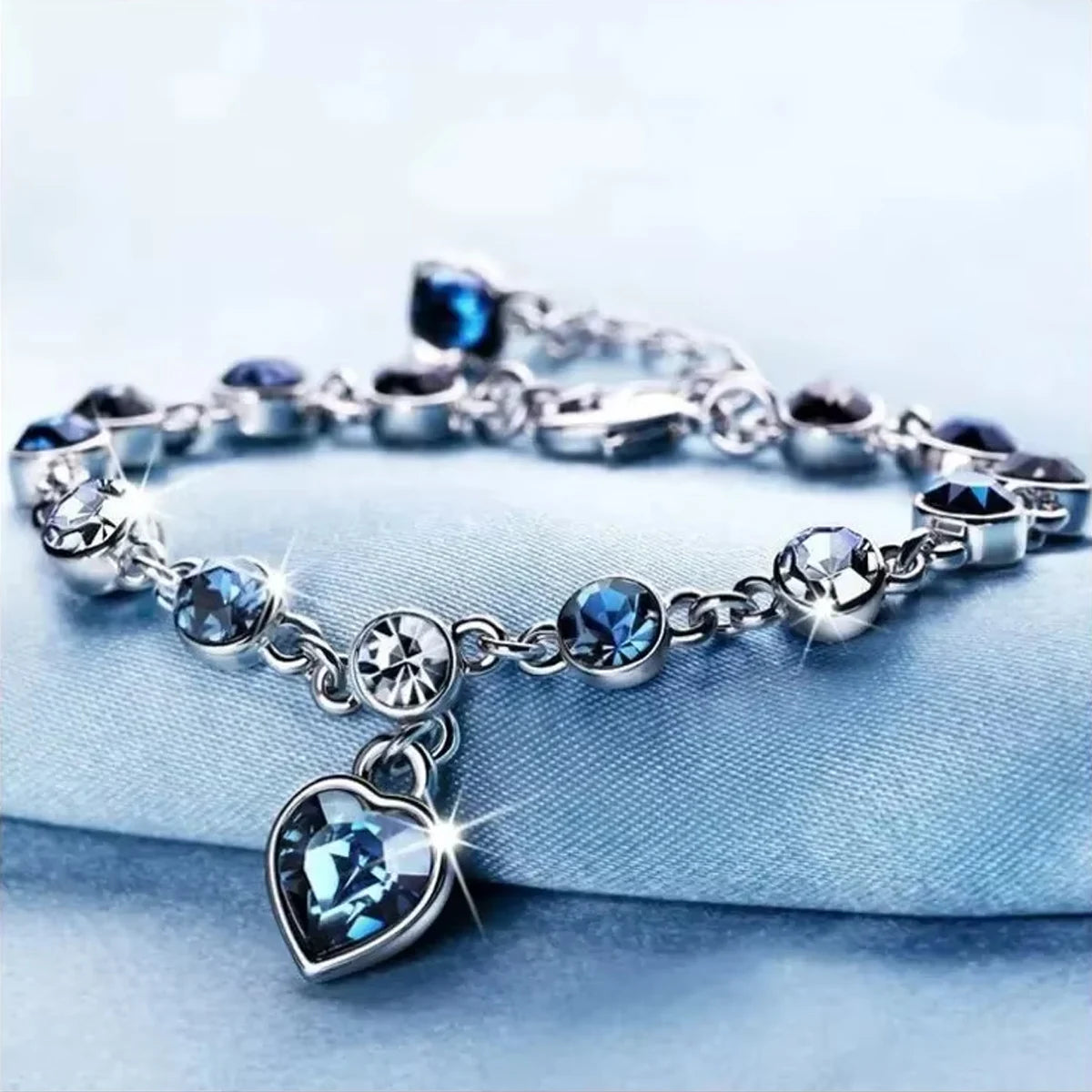 Women Silver Color Lucky Bracelet Female Blue Crystal Heart Charm
