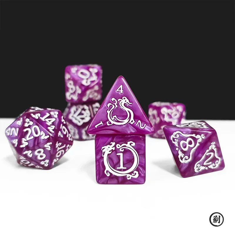 7pcs DND Dice 7Pcs/set Dragon Pattern Polyhedral Dices Role Playing