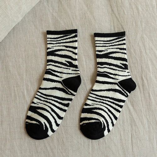 1/6 Pairs Cartoon Women Socks Fashionable And Versatile Cute Design