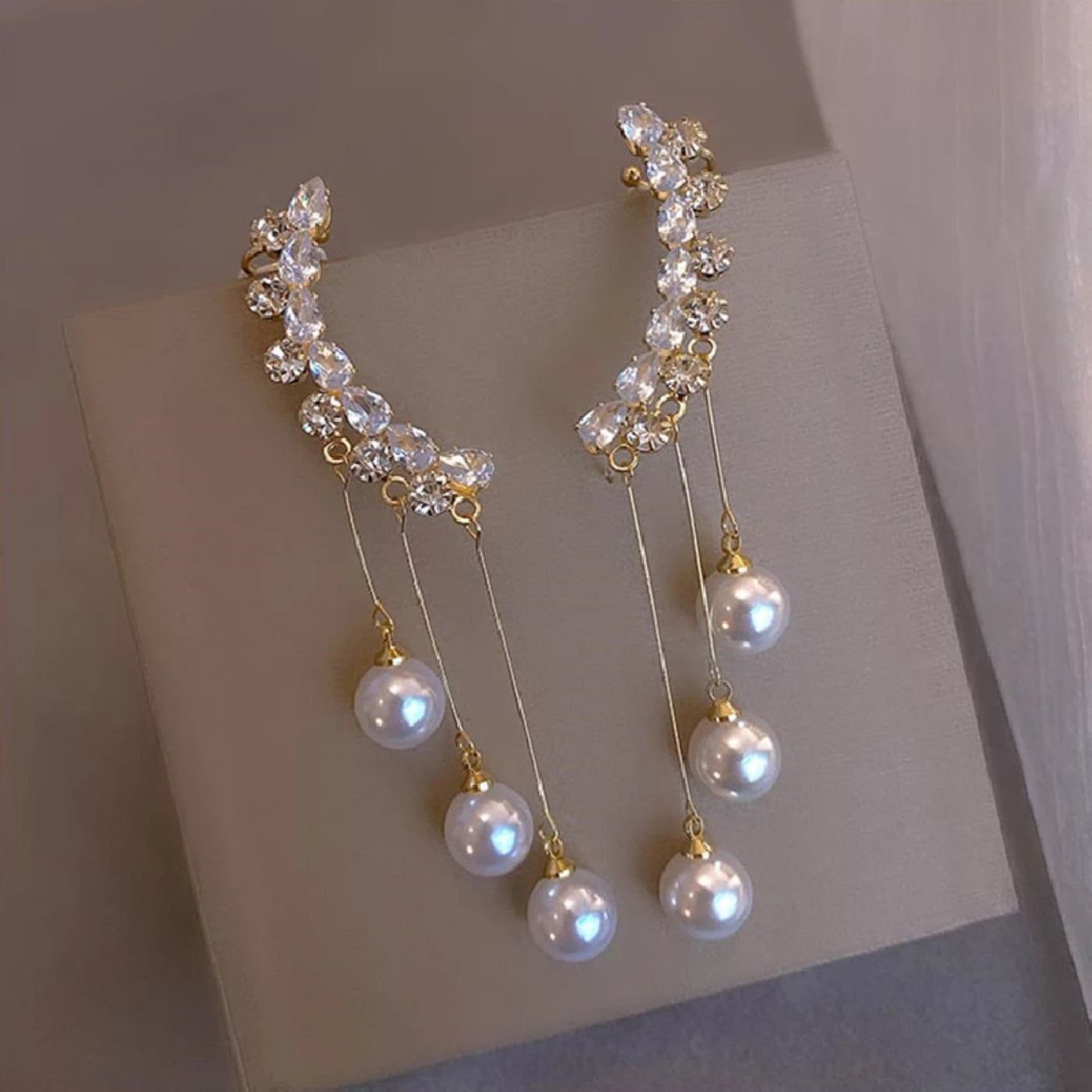 2 Pieces Of Women's Trendy And Elegant Pearl Tassel Earrings, Outdoor