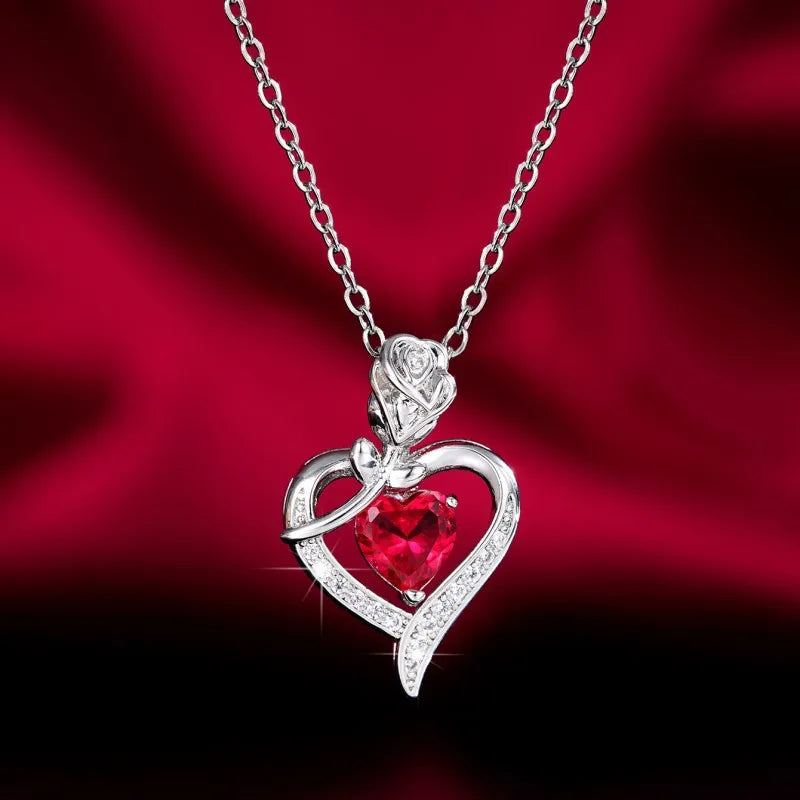 Elegant Style Heart shaped Pendant Necklace Hollow Design Mother's Day