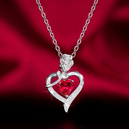 Elegant Style Heart shaped Pendant Necklace Hollow Design Mother's Day