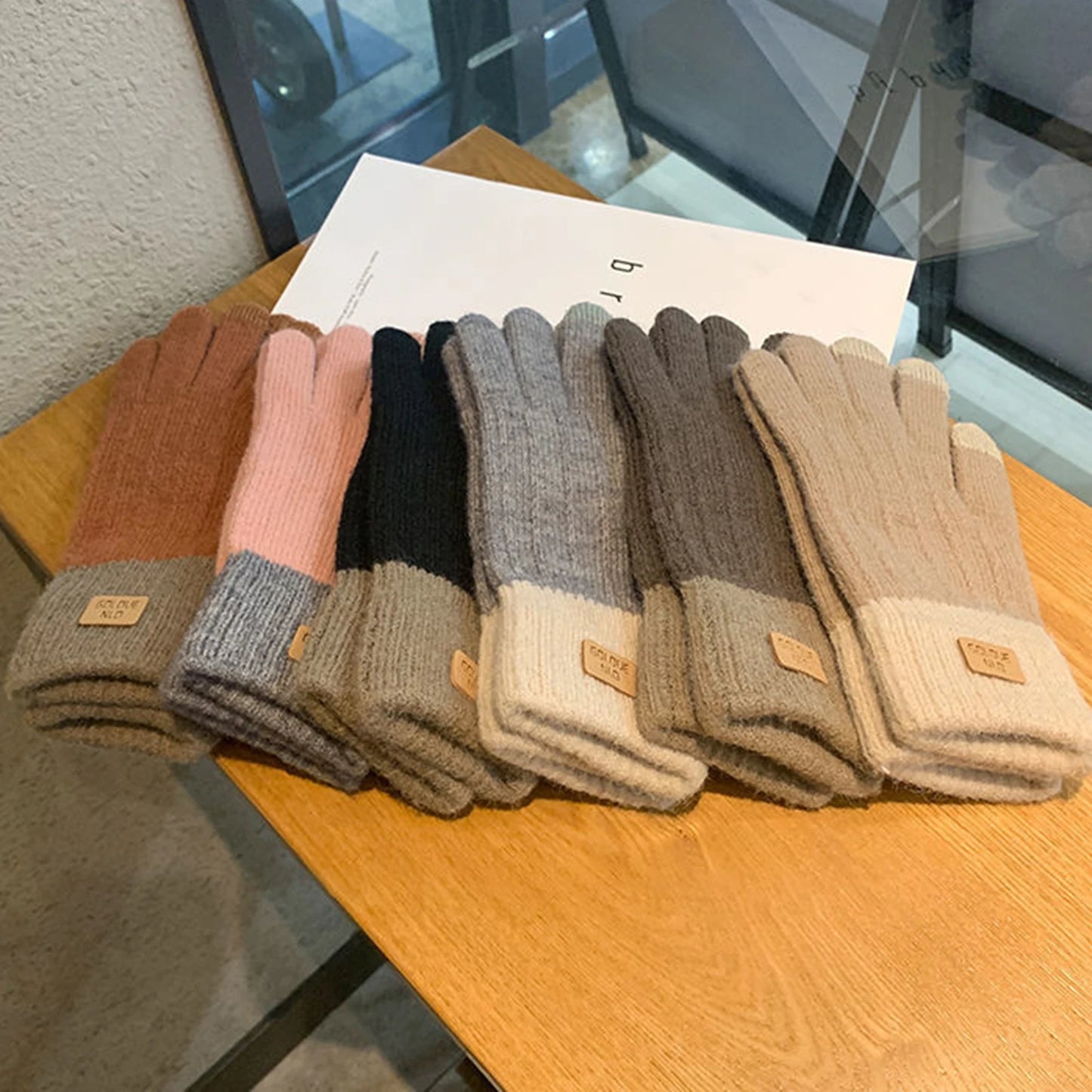 Women's Cable Knit Gloves Warm Fleece Lined Knit Gloves with