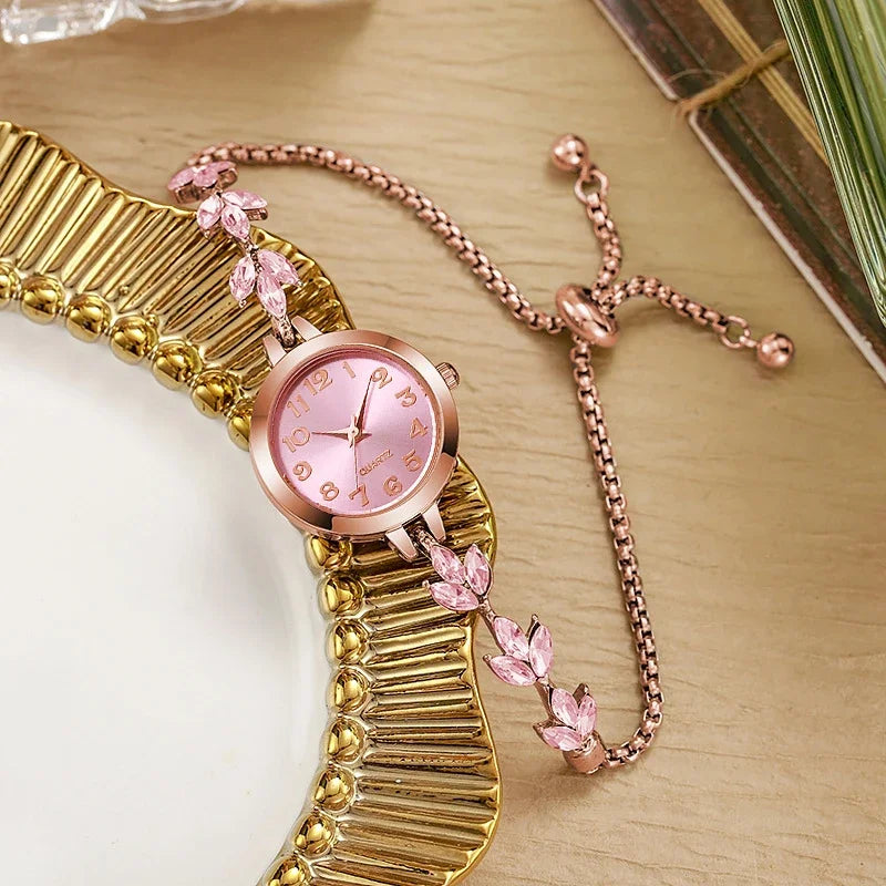 Elegant Women Watches Luxury Rhinestone Bracelet Bracelet Quartz Watch