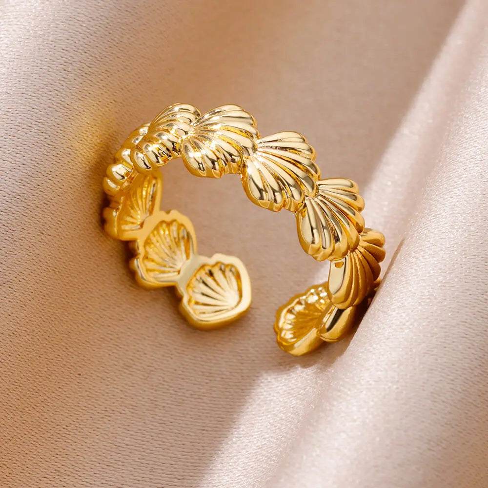 Shell Rings for Women Gold Plated Stainless Steel Rings Finger Chunky