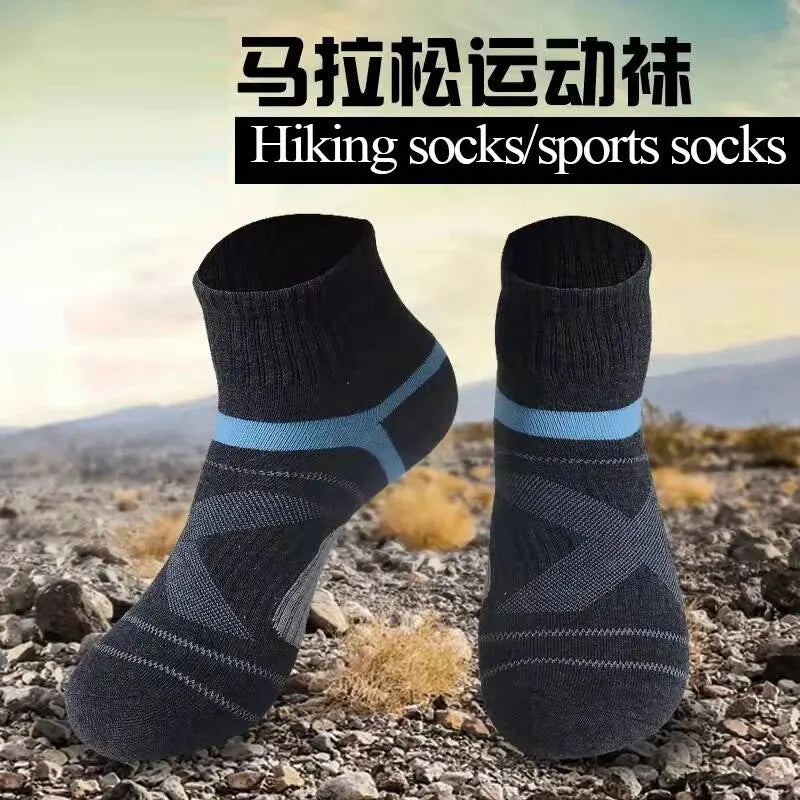 3 Pairs Men's Socks Hiking Black Sports Basketball Socks Casual Soft