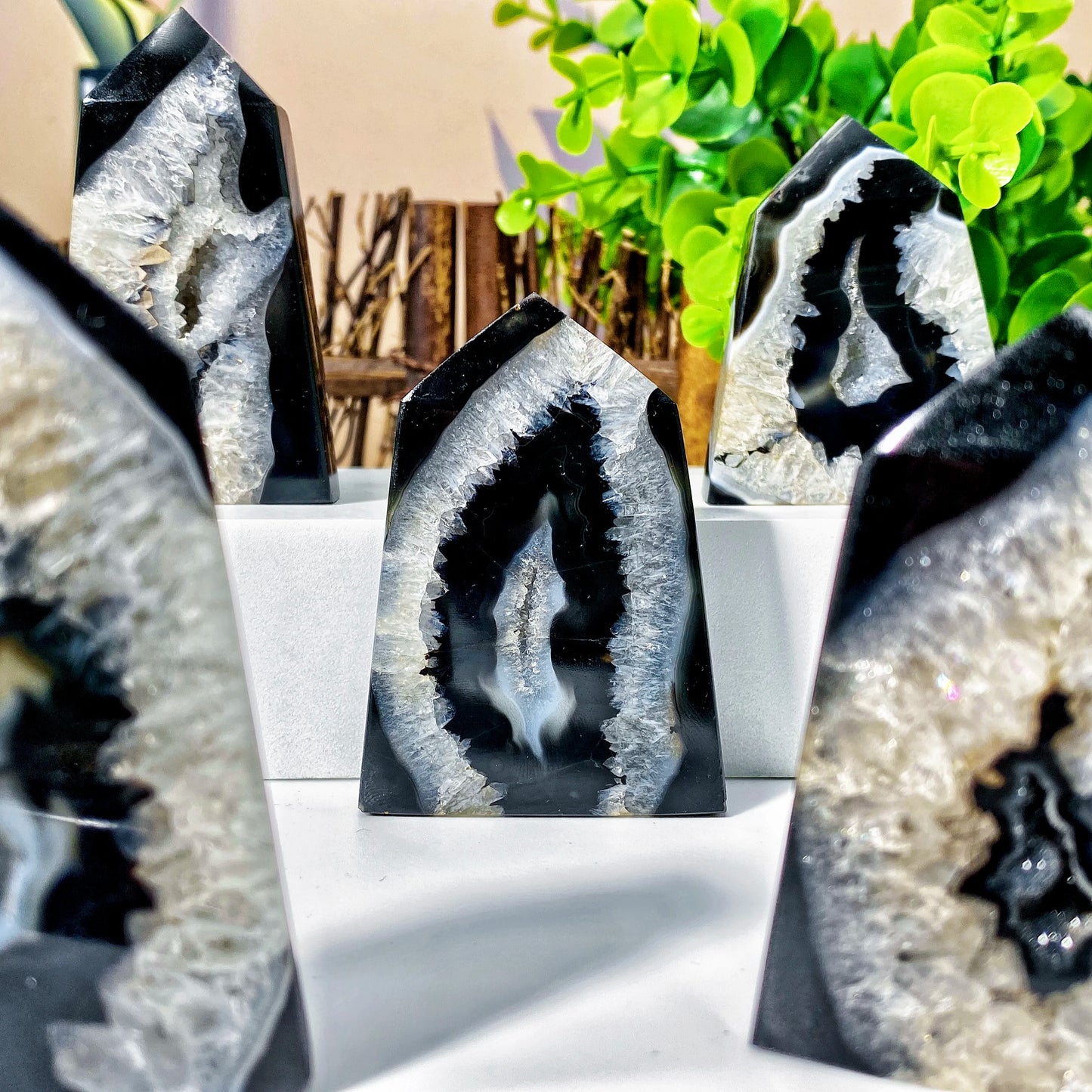 1PC Random High Quality Black Sardonyx Geode Agate Point,Natural
