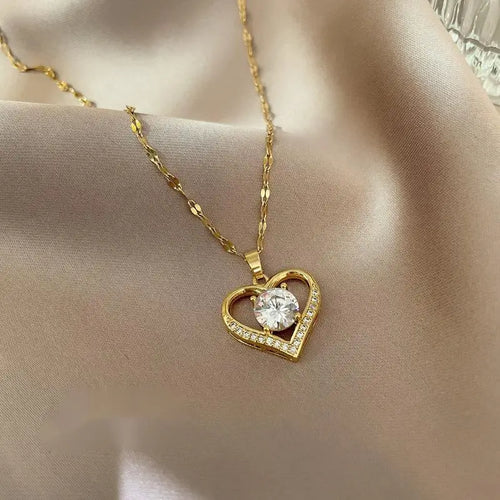 Elegant Style Heart shaped Pendant Necklace Hollow Design Mother's Day