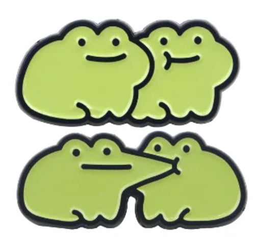 Cute Frogs Enamel Pin Cartoon Animals Pin Badge on Backpack Women's