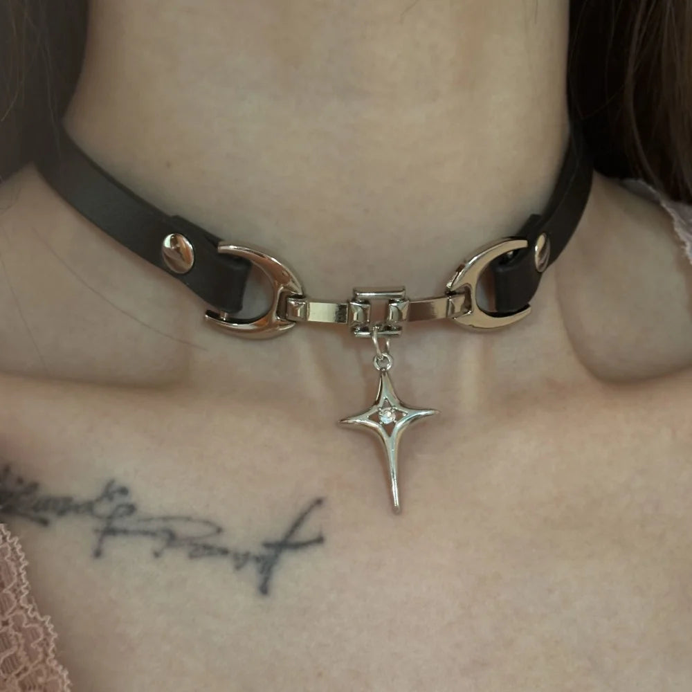 Y2K Charm PU Leather Sexy Choker Vintage Necklaces for Women Spice
