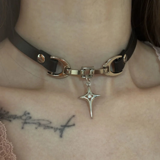 Y2K Charm PU Leather Sexy Choker Vintage Necklaces for Women Spice