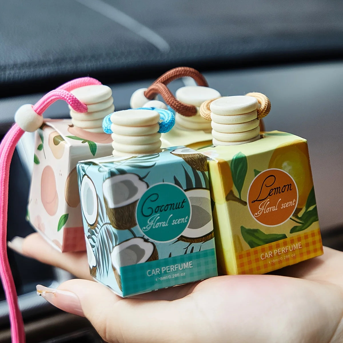 Car Air Freshener Mini Aromatherapy Essential Oil Odor Eliminator Kit