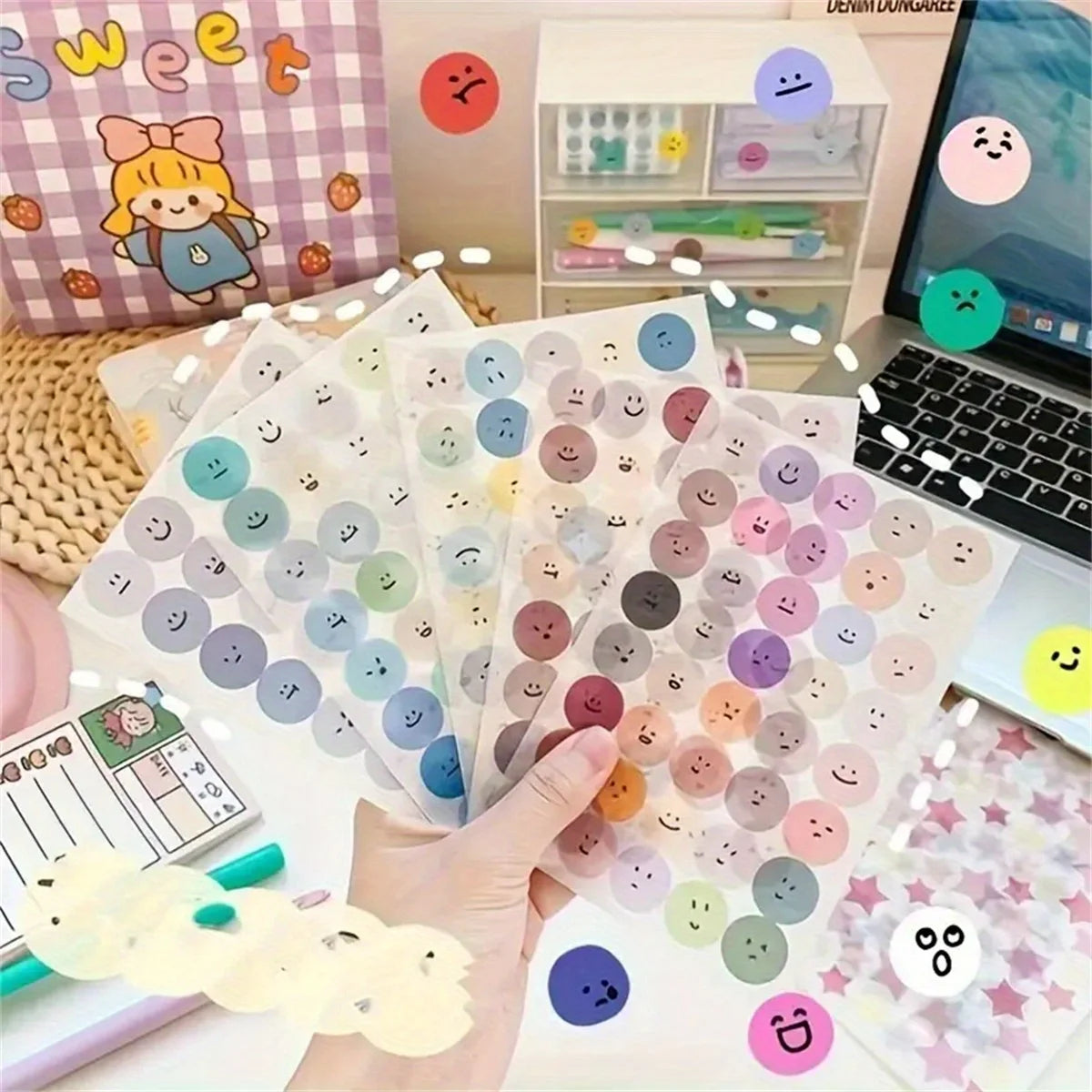 6 Sheets, Cute Expression Cartoon Doodle Cup Round Sticker, Multicolor