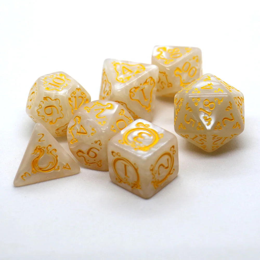 7-piece Dragon Pattern DND Dice Set, Multi sided D4 D6 D8 D10 D12 D20