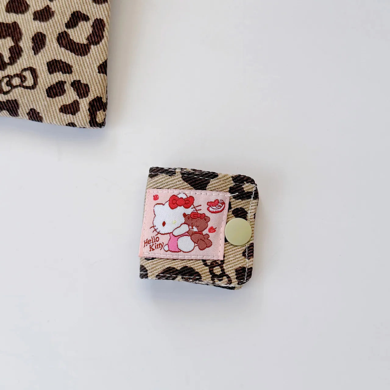 Sanrio Hello Kitty Leopard Print Denim Fabric Data Cable Storage Clip