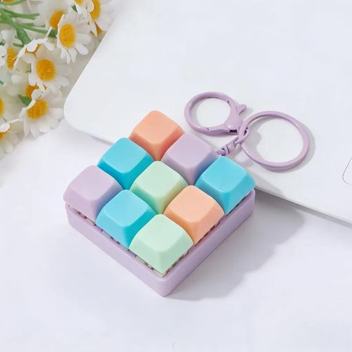 9 Keys Keyboard Keychain Stress-Relief Toys Clicking Keyboard Toy DIY