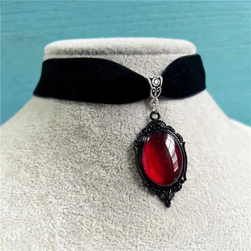 Gothic Vampire Cameo Pendant Choker Velvet Necklace for Women Fashion