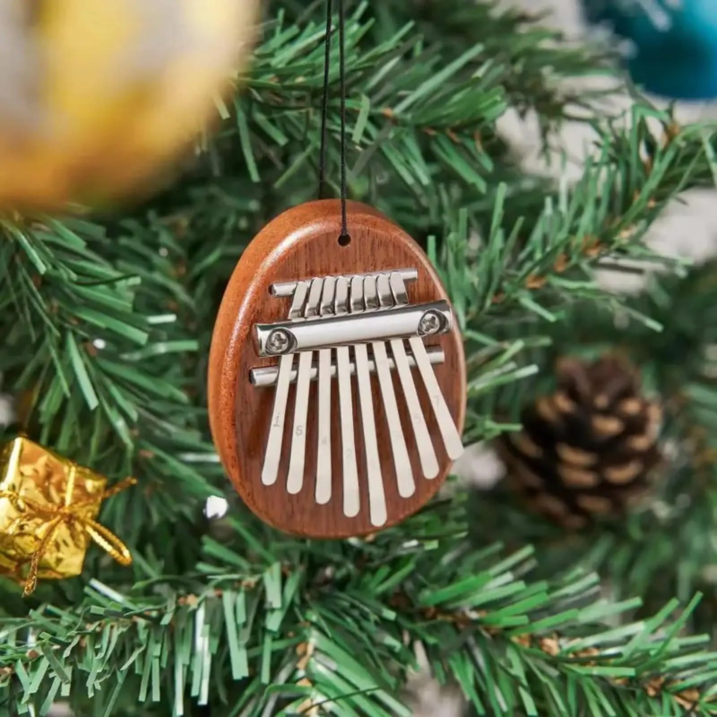 Mini 8-Key Kalimba Thumb Piano, Cute Instrument Pendant Keychain,