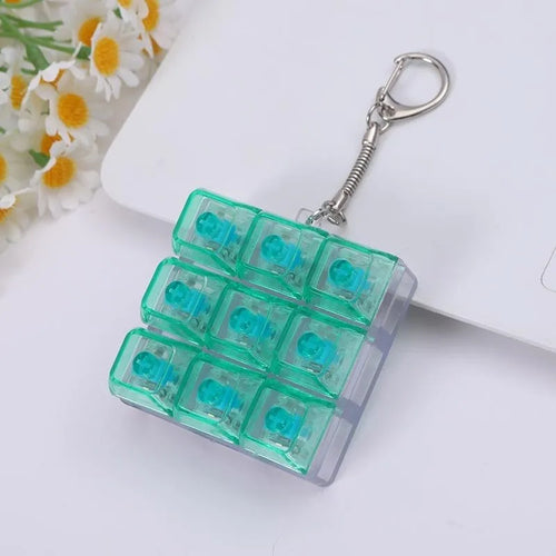 9 Keys Keyboard Keychain Stress-Relief Toys Clicking Keyboard Toy DIY