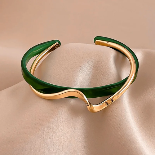 White Shellfish Bracelets Board Bend Metal Bangles Womens Hand
