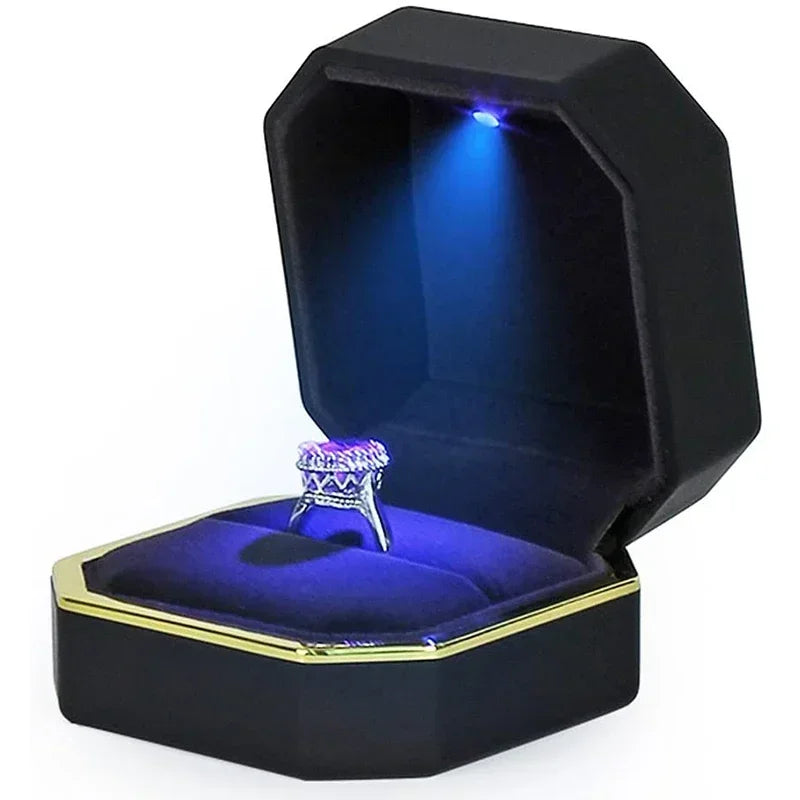 New 1PCS Luxury Ring Box Square Velvet Wedding Ring Case Jewelry Gift
