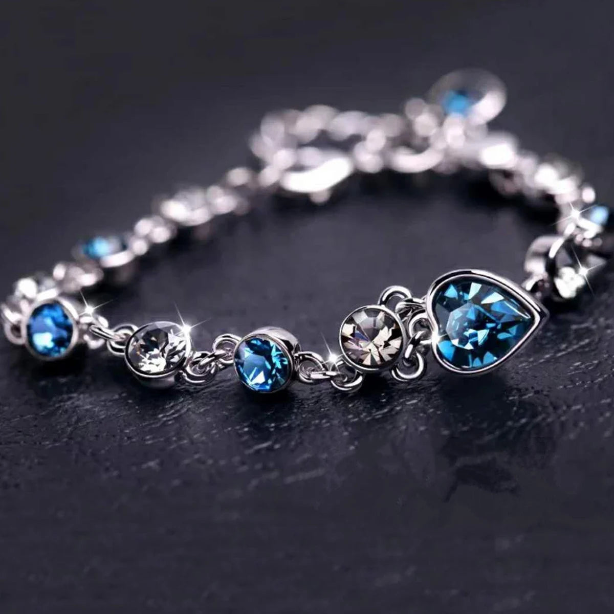 Women Silver Color Lucky Bracelet Female Blue Crystal Heart Charm