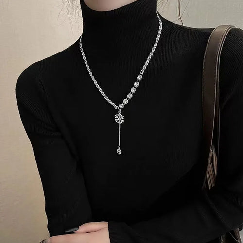 1PC Women's Fashion Metal Black Rose Long Necklace Sweater Chain