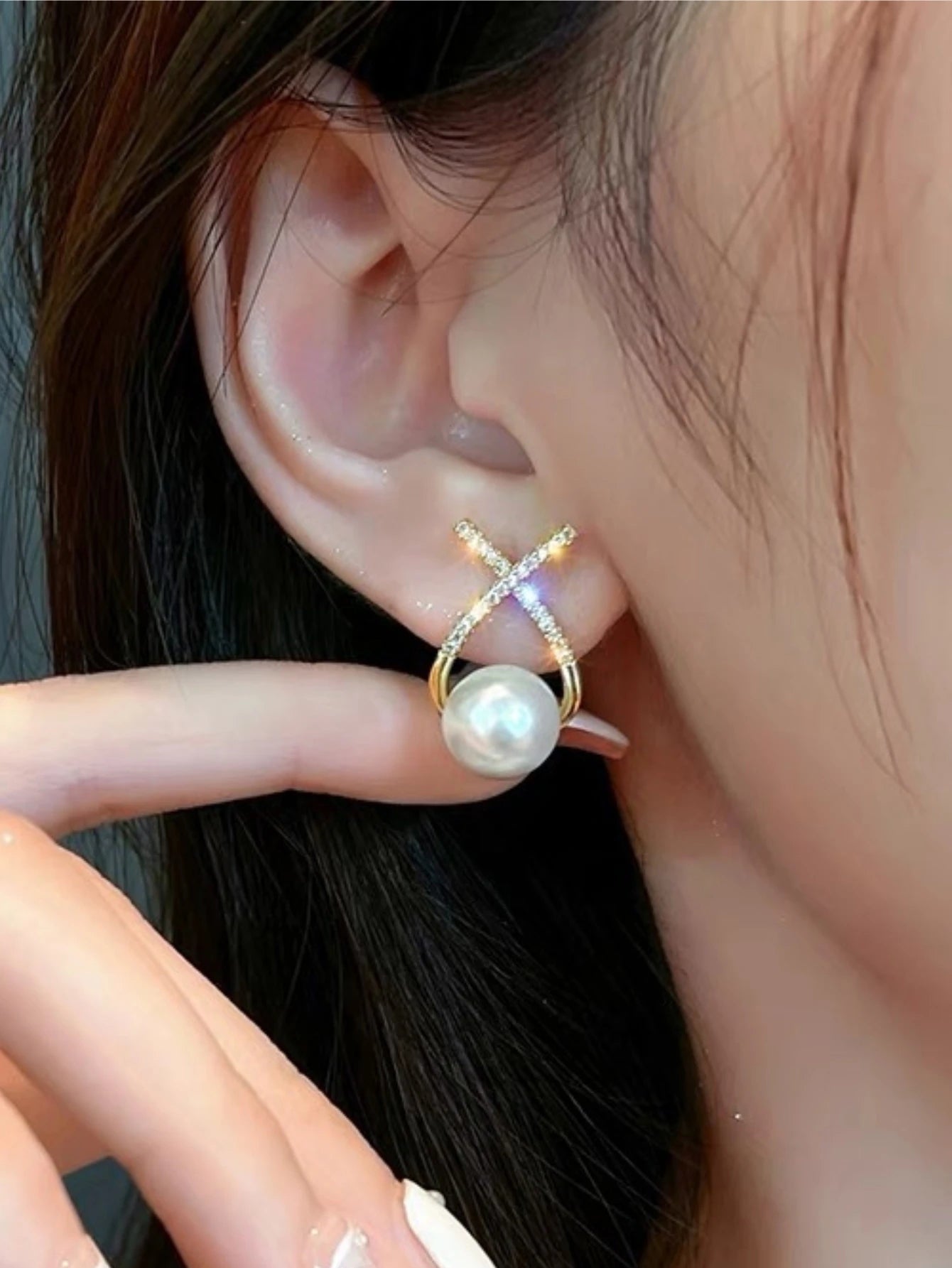 2 Pieces Of Women's Trendy Cross Studded Diamond Earrings For Outdoor