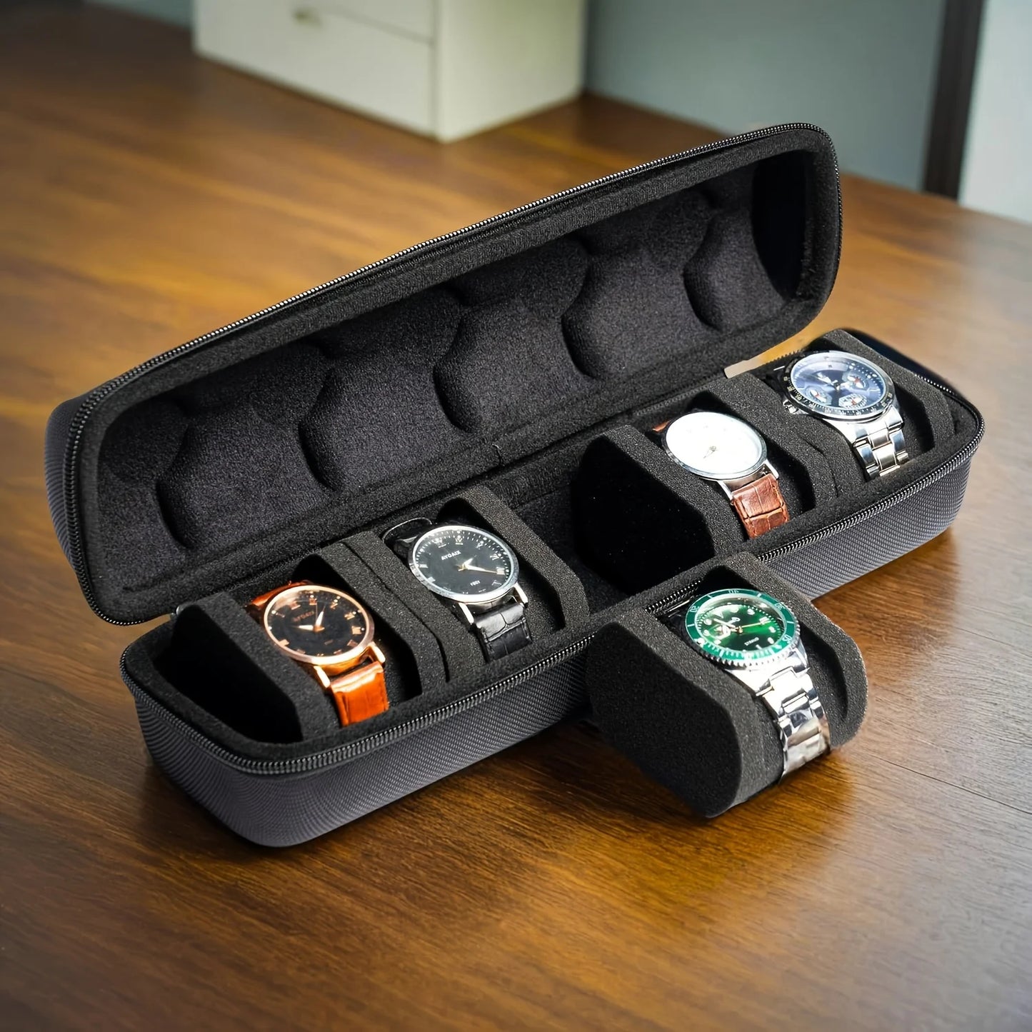 5-Grid Hard Shell Watch Organizer - Portable Travel Case with Pillow