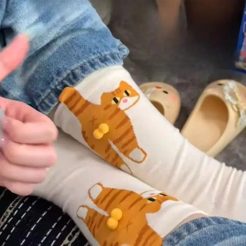 1pair Women's Korean - Inspired Mid - Tube Socks, Adorable Cat Print