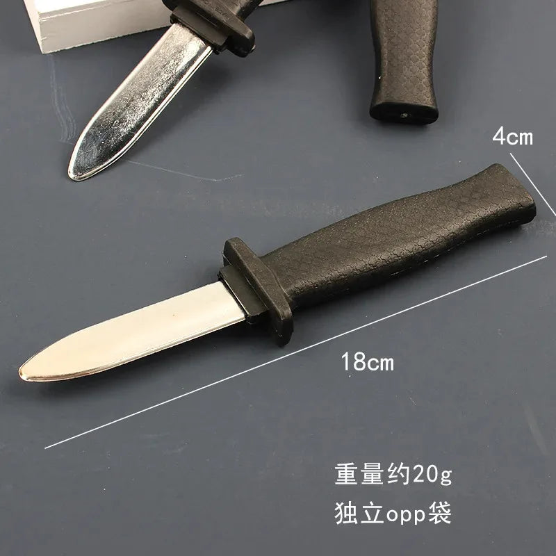 Retractable Prank Knife - Harmless Plastic Comedy Prop for Adults &