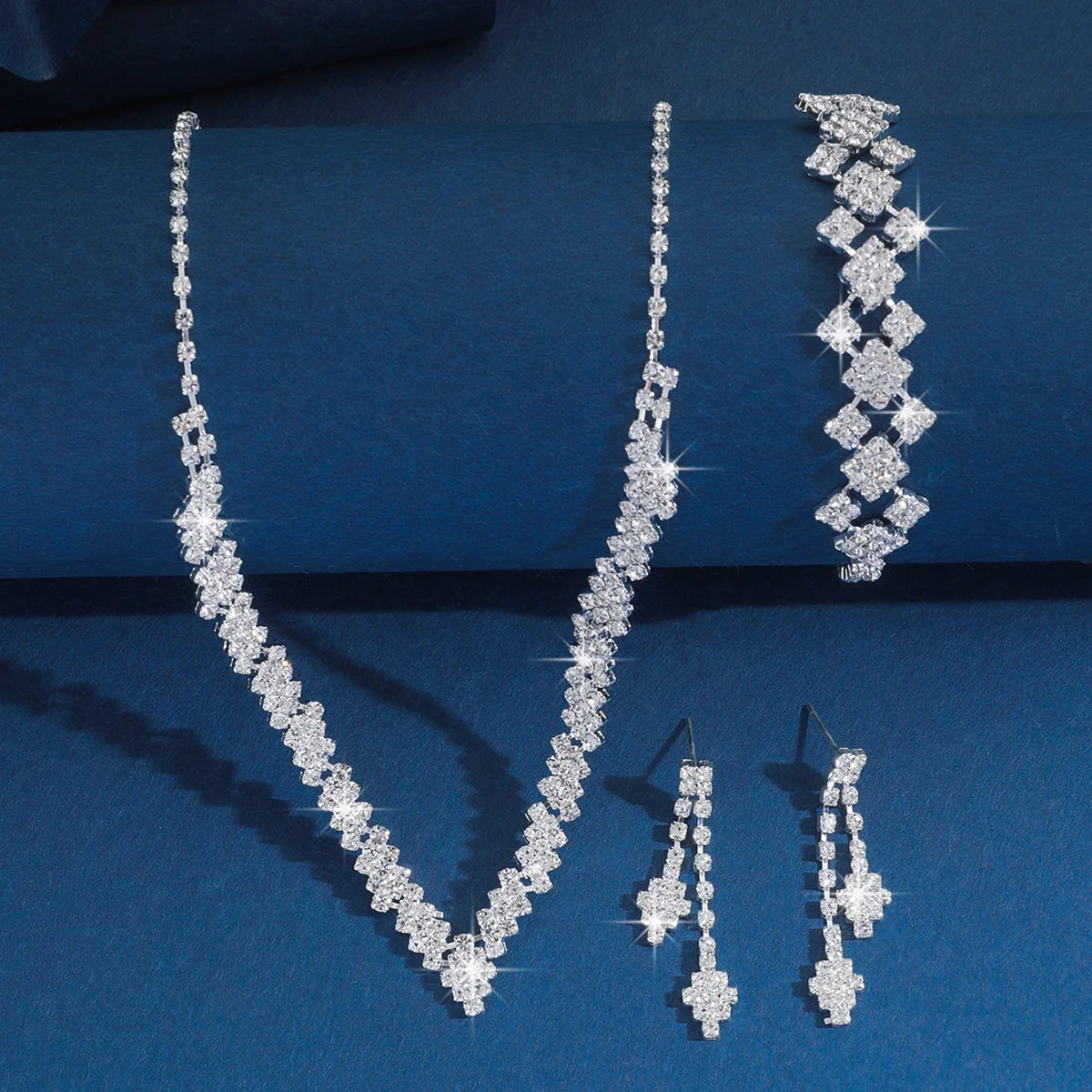 Fashionable silver plated rhinestone folding tassel earrings necklace,