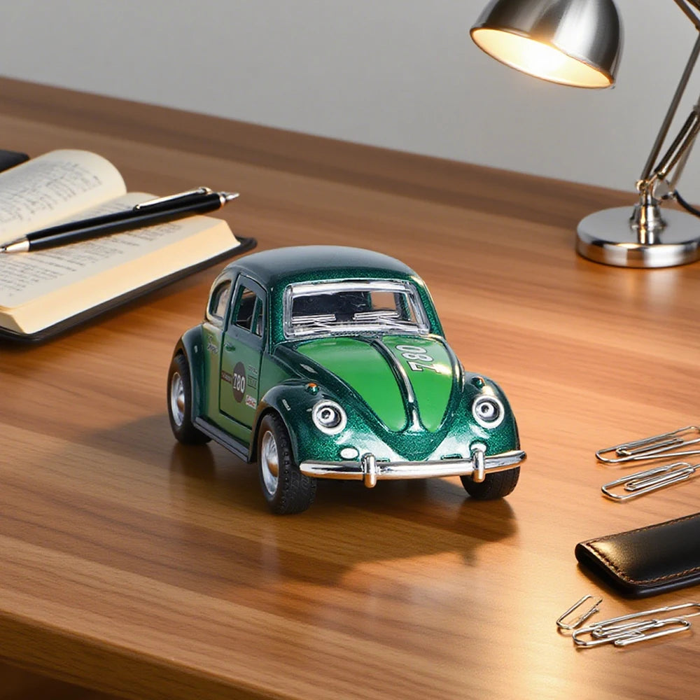 1:36 Retro Green Cute Beetle Alloy Model Car, Pull-Back Mechanism,