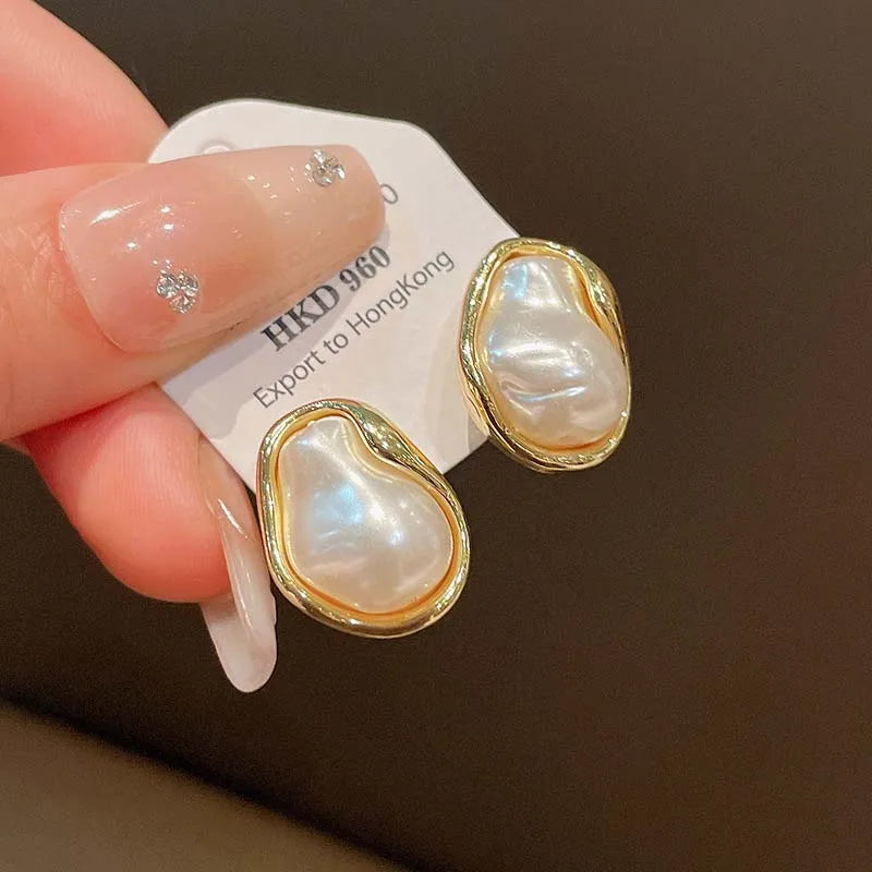 Geometric Irregular Round Metal Pearl Earrings for Women Minimalist
