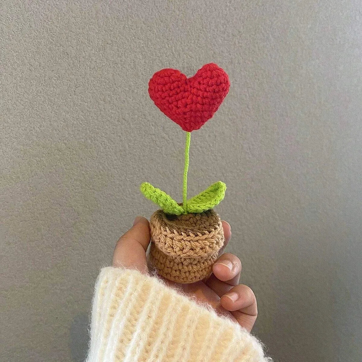 Handmade Knitted Flower Pot Red Heart Shaped Knit Imitation Potted