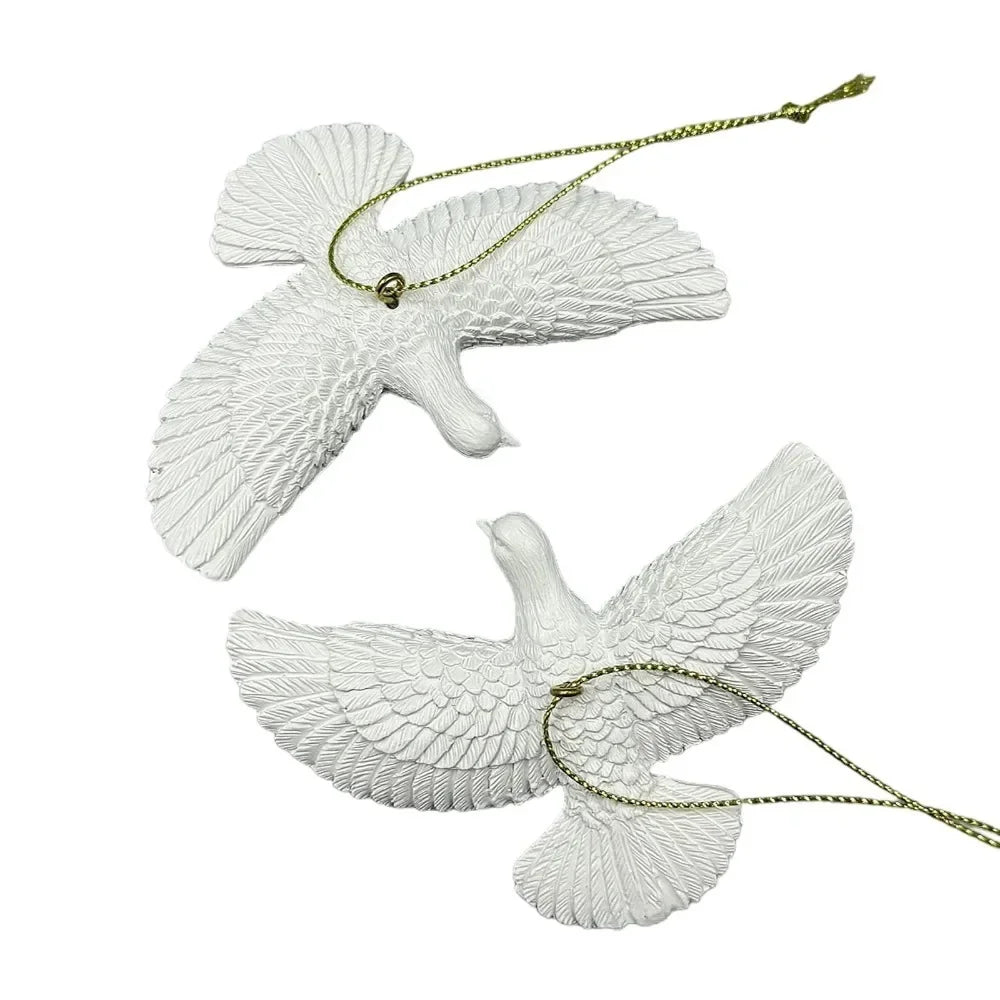 Exquisite acrylic friendship dove decoration, romantic hanging