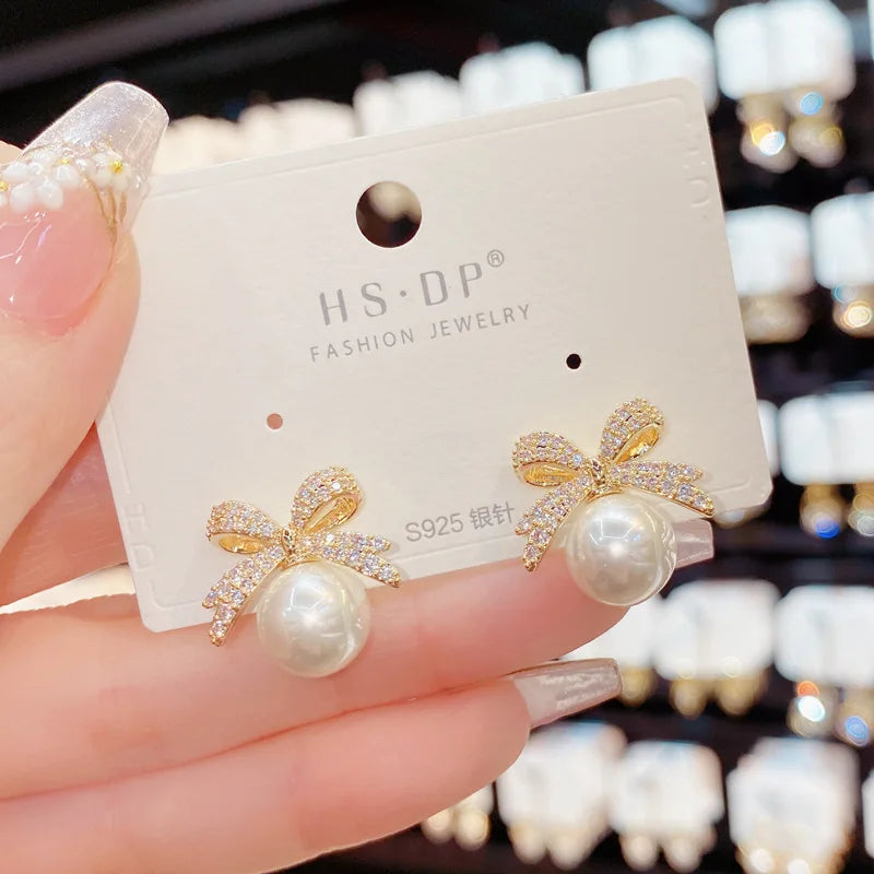 Sparkling Rhinestone Bow Pearl Stud Earrings Light Luxury Fashion