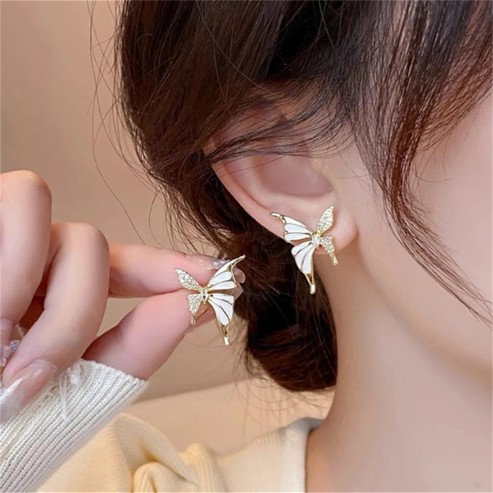 2PCS Women Geometric Small Hoops Earrings Paperclip Shape Metal
